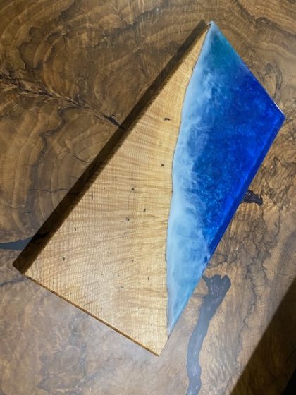 Polished Ocean Blue and Hard Wood Charcuterie Board - Image 3